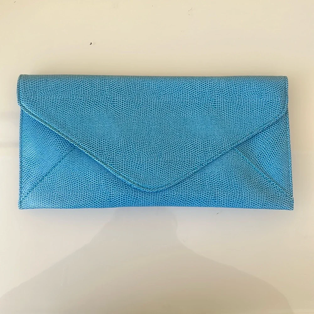 Unbranded new tag